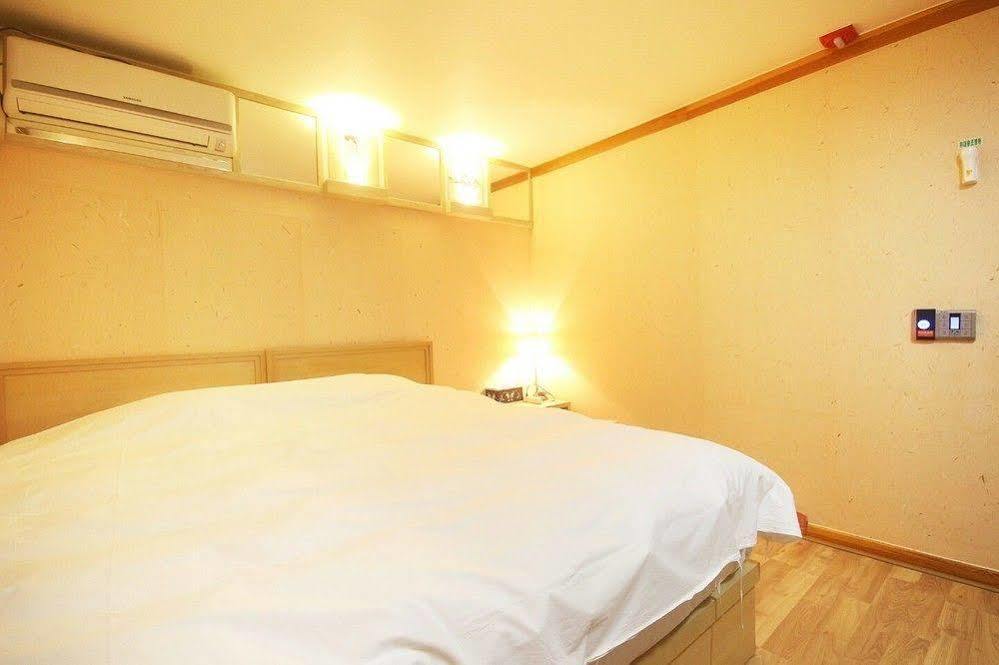 Jeonju Tourist Hotel Εξωτερικό φωτογραφία