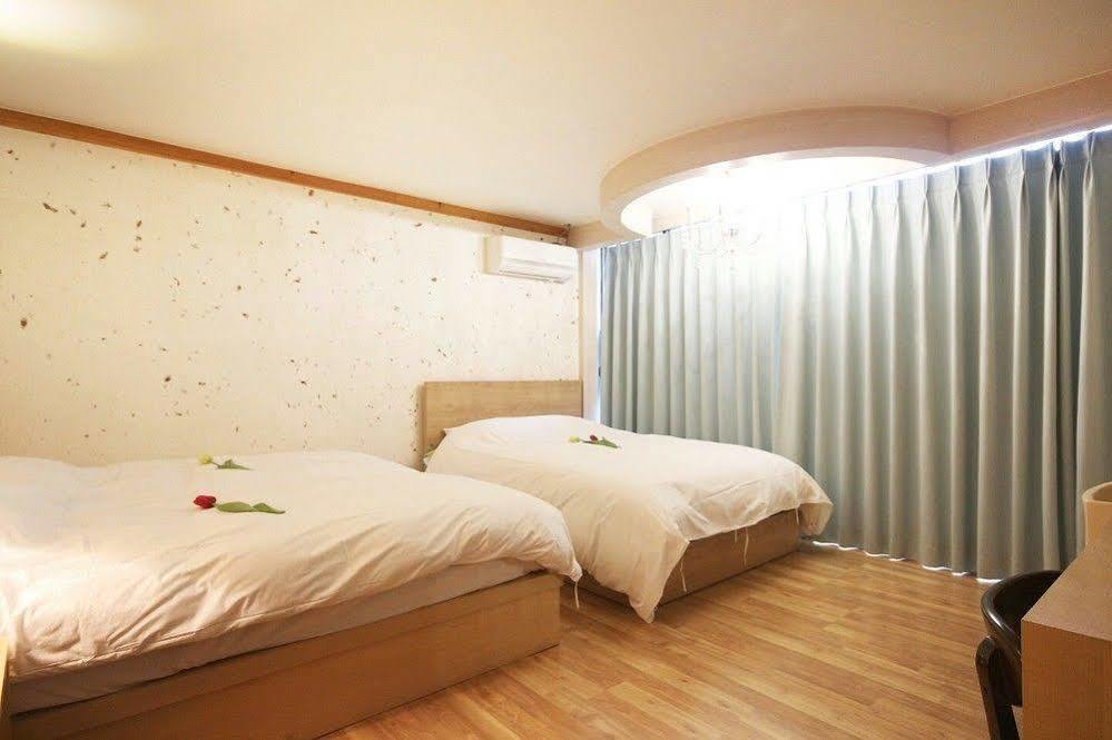 Jeonju Tourist Hotel Εξωτερικό φωτογραφία
