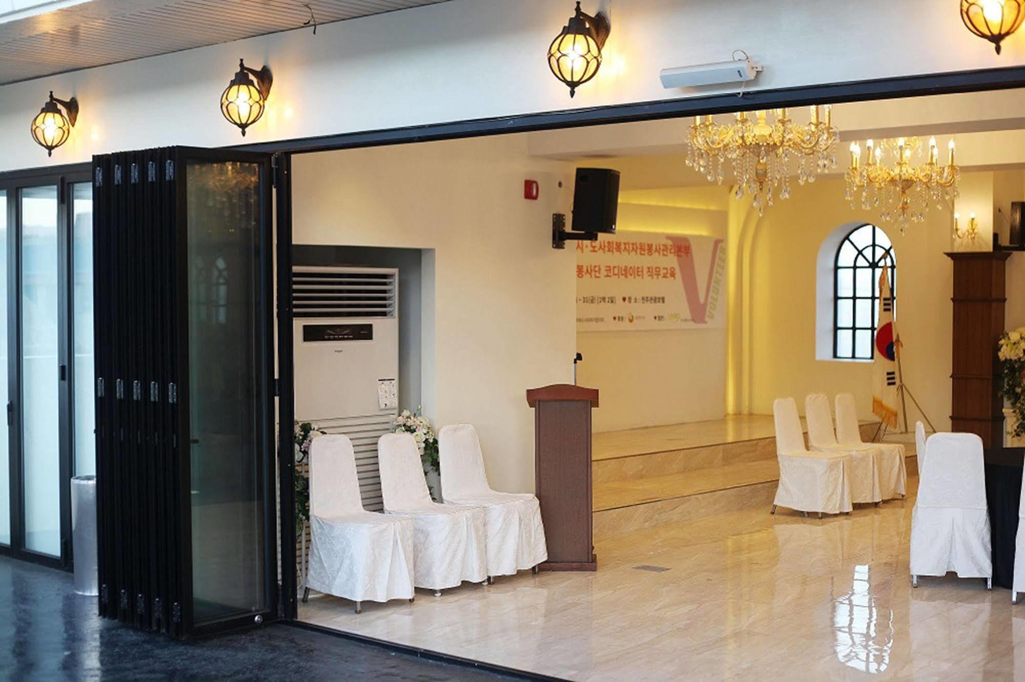Jeonju Tourist Hotel Εξωτερικό φωτογραφία